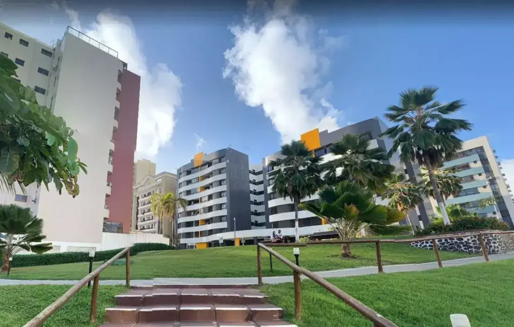 Área verde preservada no Pituba Ville — O privilégio de viver junto à natureza.